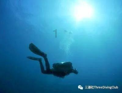 小萝莉泰国度假