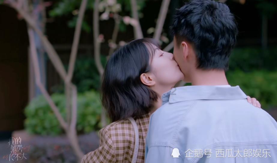 请问这种像竹子的绿色植物叫什么?_?